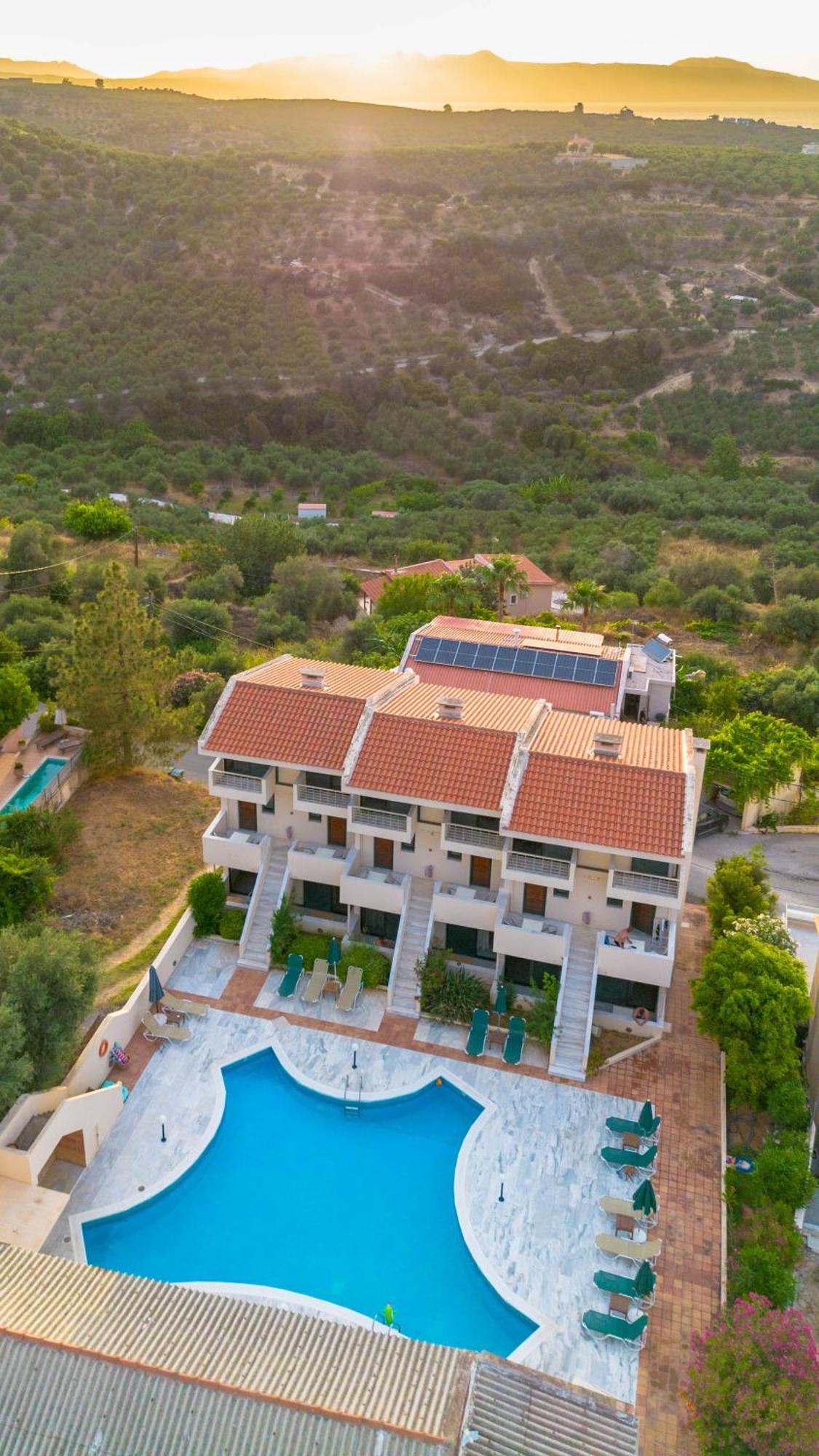 Orestis Hotel Sea View Apartments Stalos Exterior foto